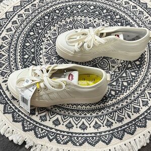 Adidas Nizza Platform Women’s Sneakers – Size 6.5 – Brand New